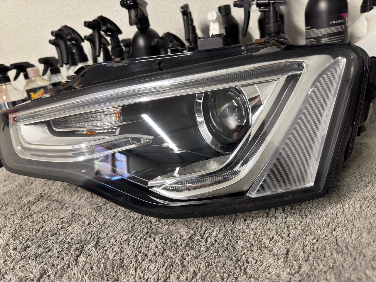 ФАРА BIXENON AUDI A5 8T0 941 005C 
