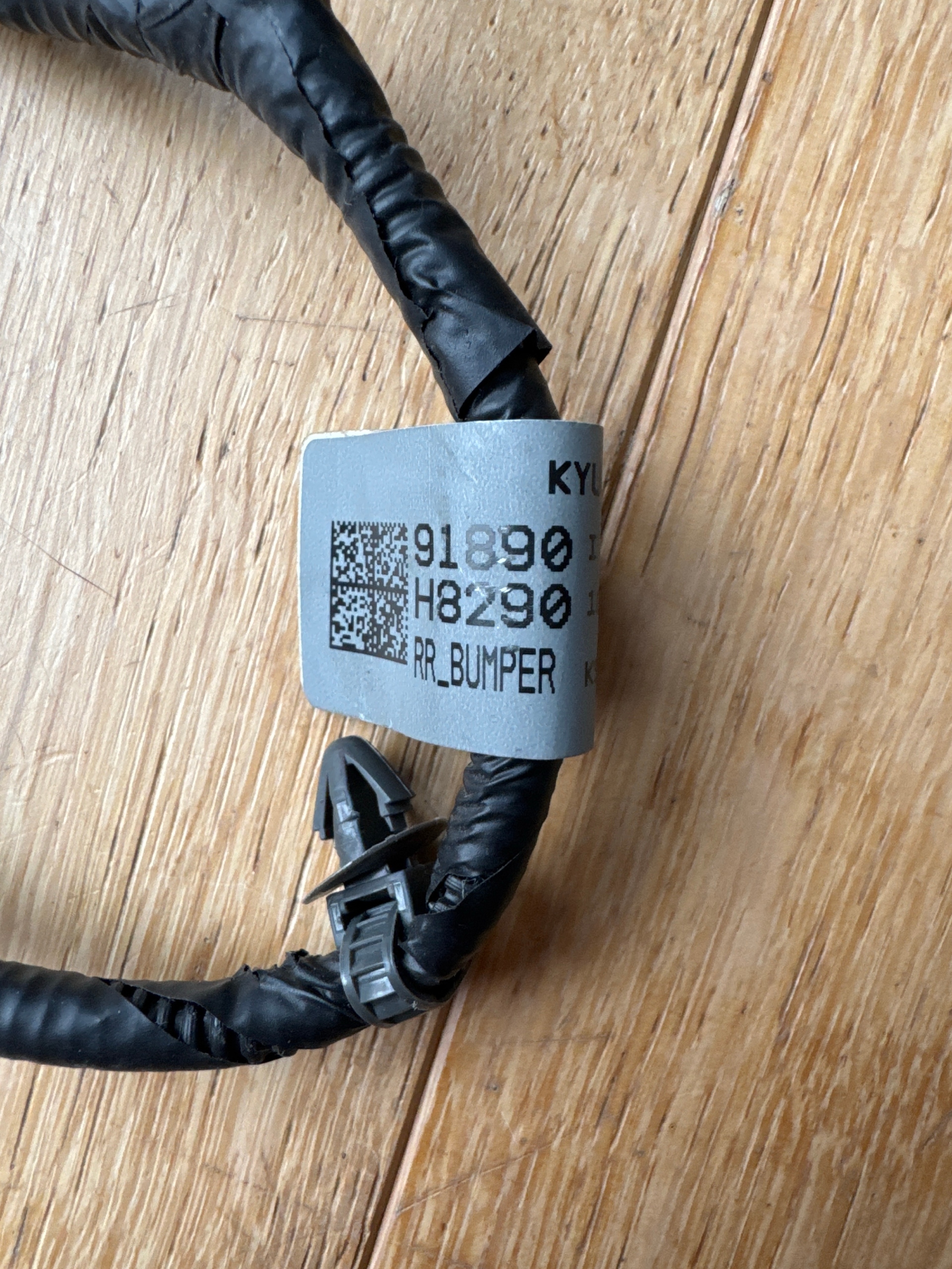 КОМПЛЕКТ ПРОВОДІВ БАМПЕРА ЗАДНЬОГО KIA RIO IV NR OEM 91890 H8290 