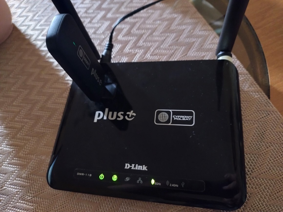 Dlink dwr118 router plus modem LTE Huawei E3372 Jabłonna Kup