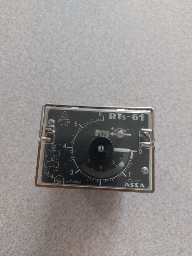 Przekaźnik RTs-61 + podstawa | Sarnów | Kup teraz na Allegro Lokalnie