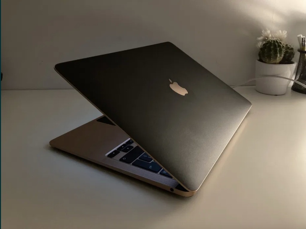 Macbook Air M1 16/256 Idealny Dbrand | Wrocław | Ogłoszenie na Allegro ...