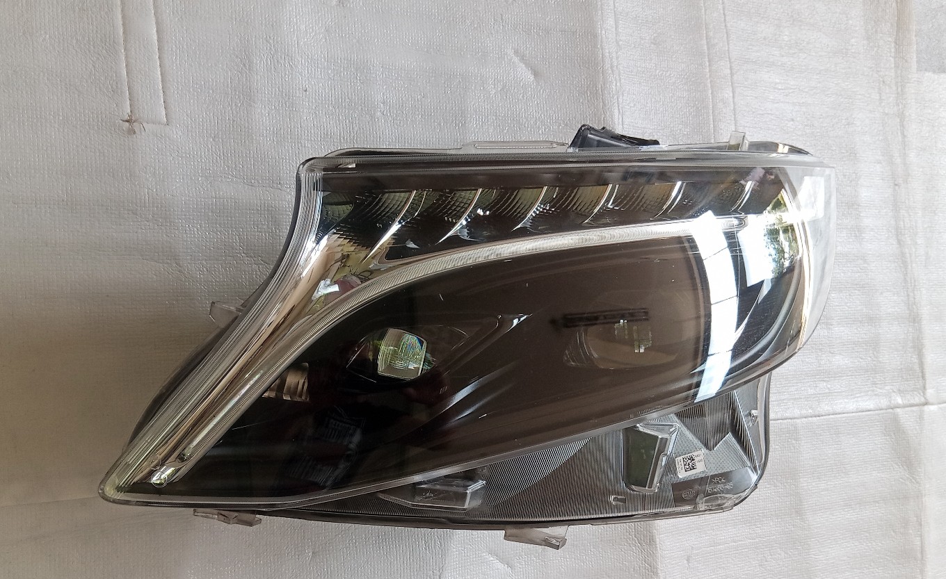 ФАРА ПЕРЕДНЯ ЛІВА ПОВНИЙ LED (СВІТЛОДІОД) ILS MERCEDES V КЛАСС VITO W447 A4479063201 