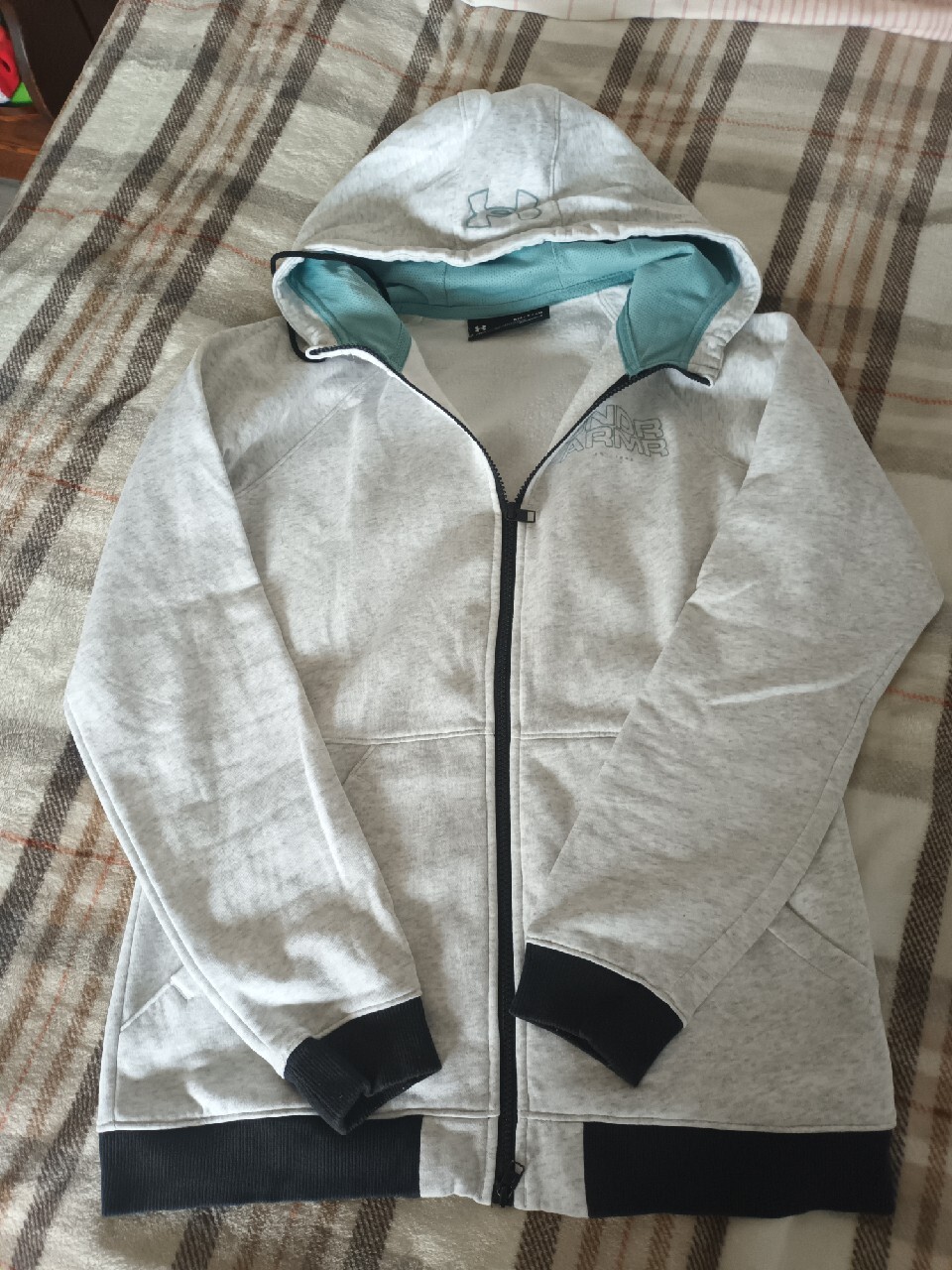 Bluza młodzieżowa Under Armor. | Ełk | Kup teraz na Allegro Lokalnie