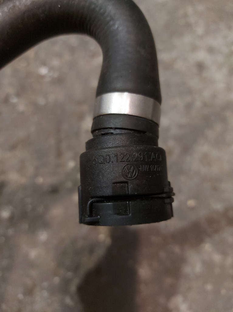 VW , AUDI ПРОВІД ТРУБКА 5Q0122291AQ 