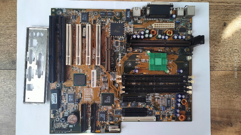 Płyta Główna ASUS P2BLS SLOT 1 Kontroler SCSI AGP Błonie Kup teraz