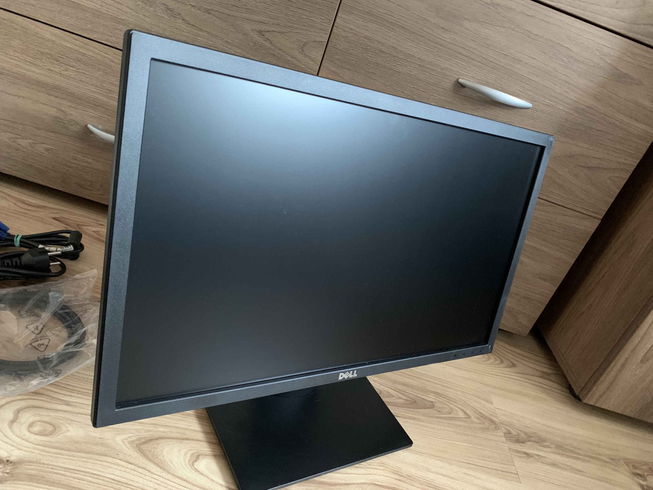 Monitor Dell E2318H, jak nowy Tychy Kup teraz na Allegro Lokalnie