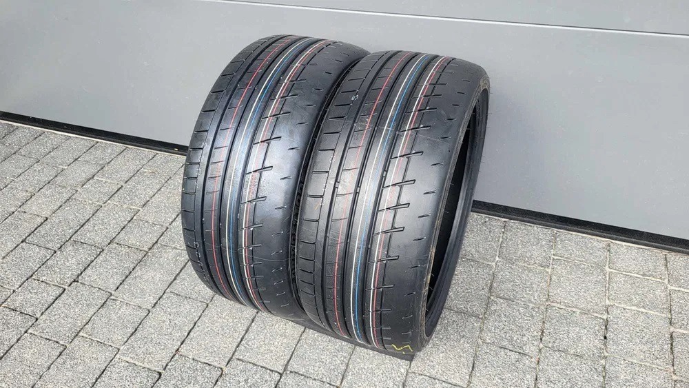 Bridgestone Potenza S007 245/35R19