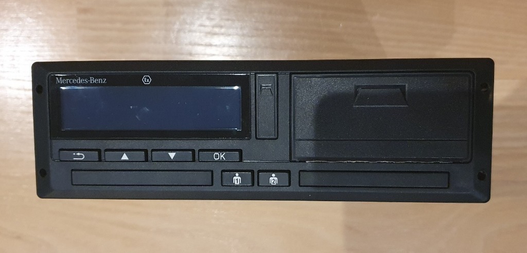 ТАХОГРАФ ЦИФРОВИЙ MERCEDES A0024468333 VDO DTCO 4.0 GPS 24V 