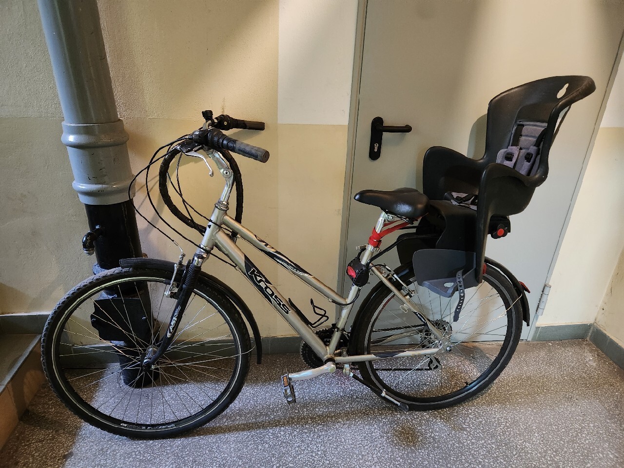 Rower męski 28 cali z fotelikiem dla dziecka. Warszawa Licytacja na