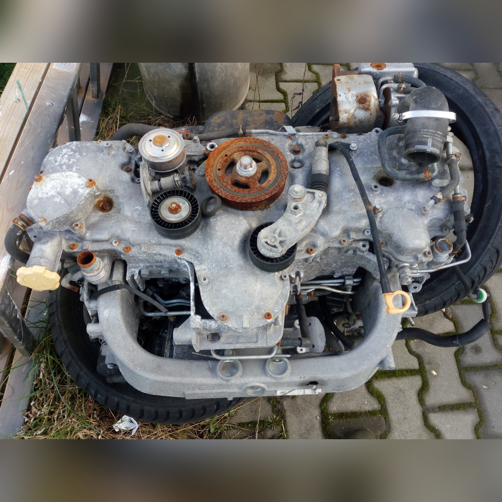 Silnik Subaru 2.0Diesel boxer uszkodzony Cena 2500,00