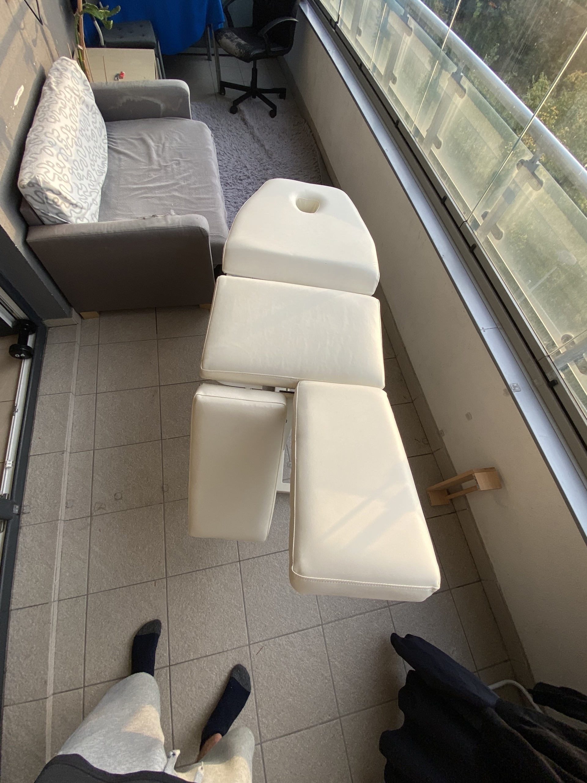 Fotel kosmetyczny PEDICURE FR102 z otworem | Kraków | Licytacja na ...