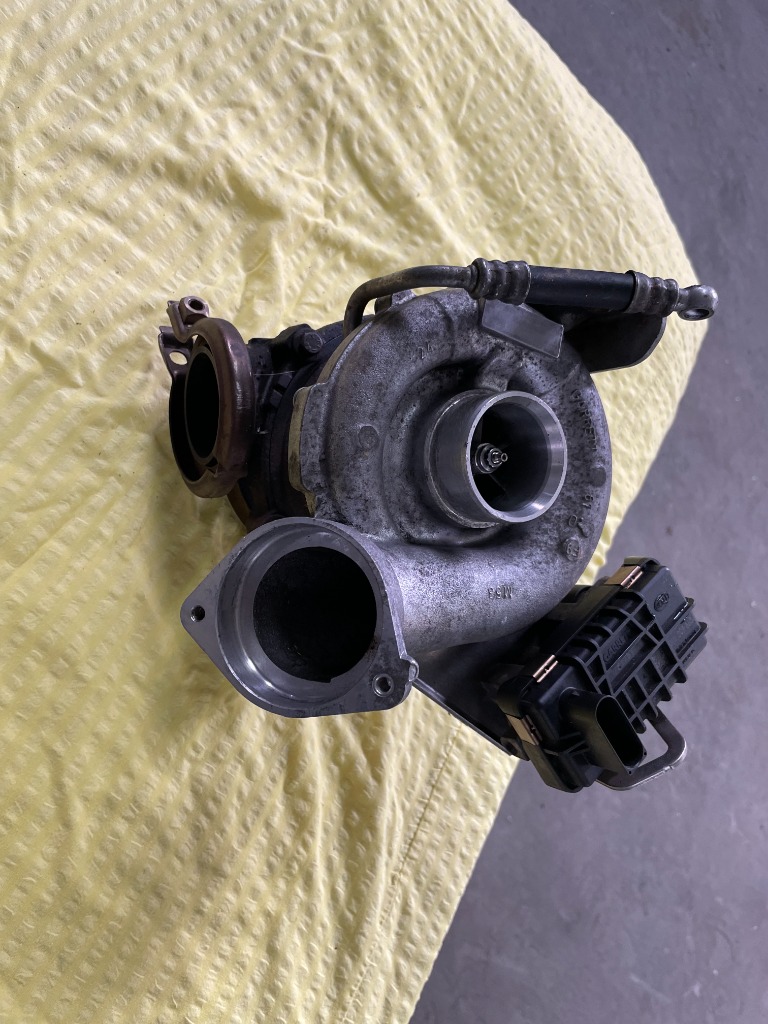 BMW ТУРБІНА GARRETT 758352 325D 