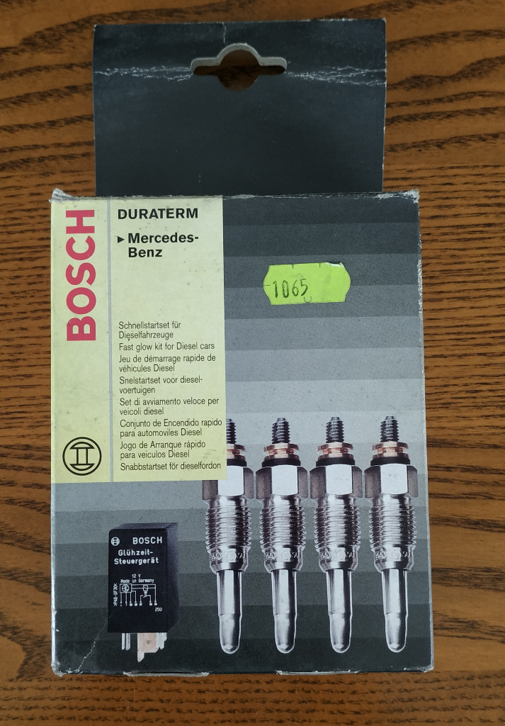 БЛОК КЕРУВАННЯ СВІЧОК РОЗЖАРЮВАННЯ BOSCH 132038 MERCEDES 