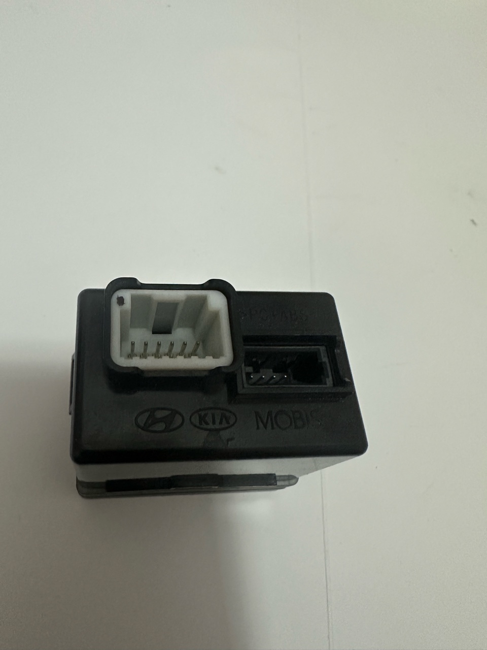 HYUNDAI TUCSON 3 16R ГНІЗДО USB AUX 96120-D3500 