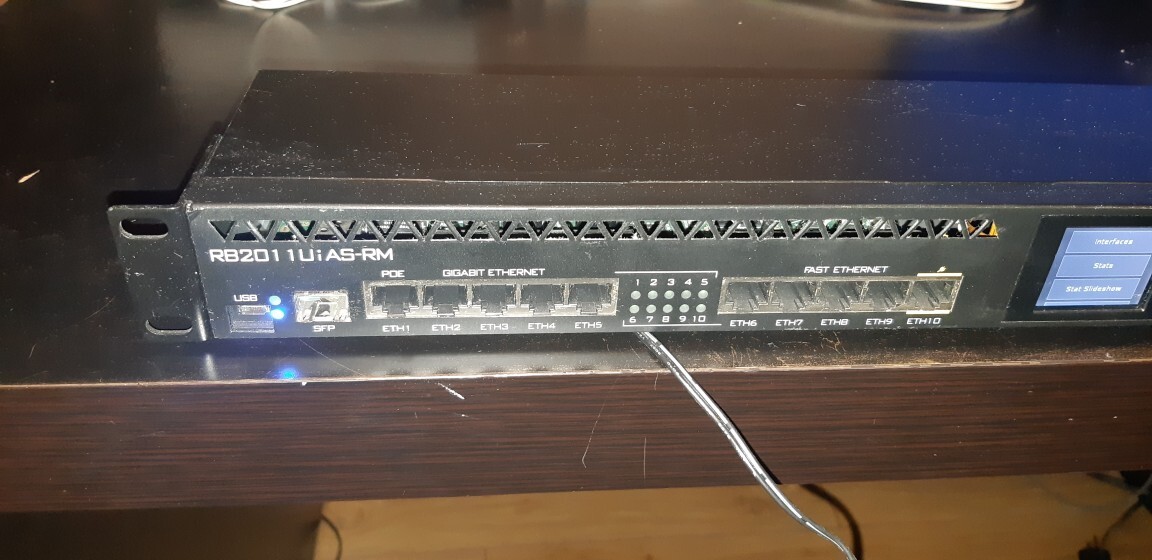 Router sieciowy Mikrotik RB201 1UiAS-RM | Bielsko-Biała | Ogłoszenie na ...