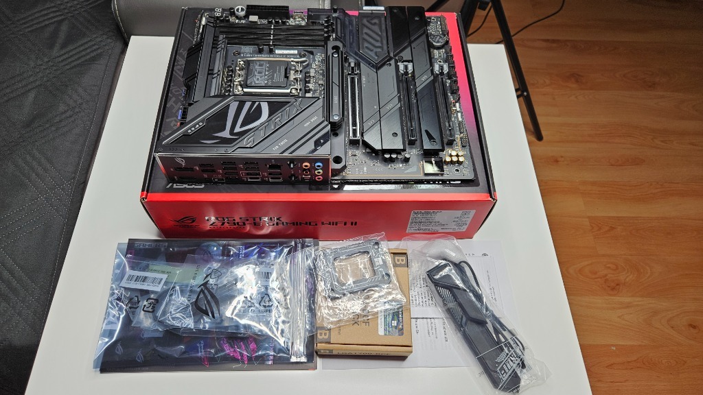 Asus ROG STRIX Z790E GAMING WIFI II | Poznań | Kup teraz na Allegro ...