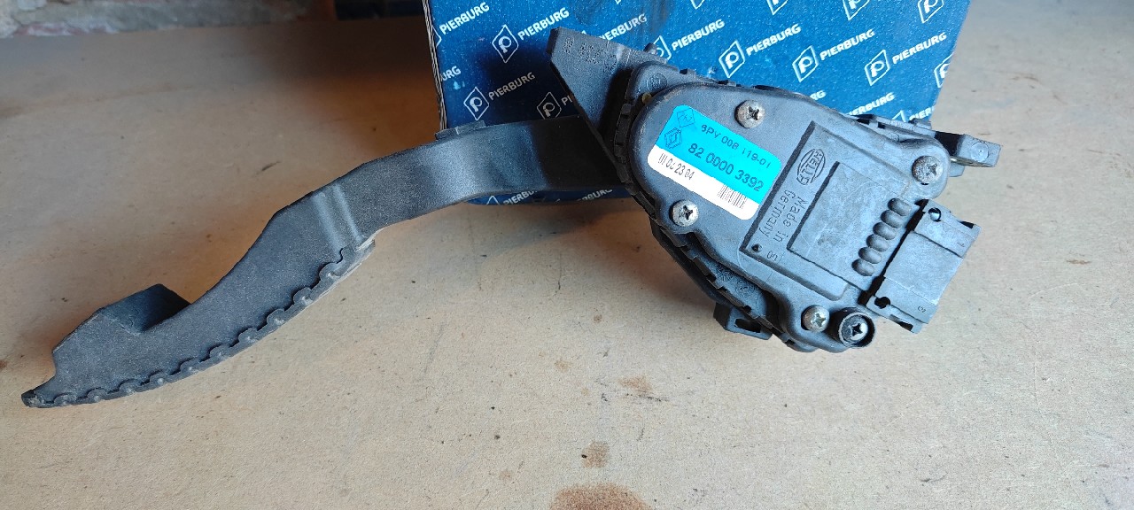 ПЕДАЛЬ ГАЗУ ПОТЕНЦІОМЕТР 8200003392 RENAULT LAGUNA 2 