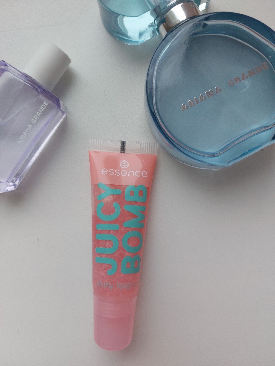 Essence Juicy Bomb Błyszczyk - Błyszczyki do ust na Allegro.pl