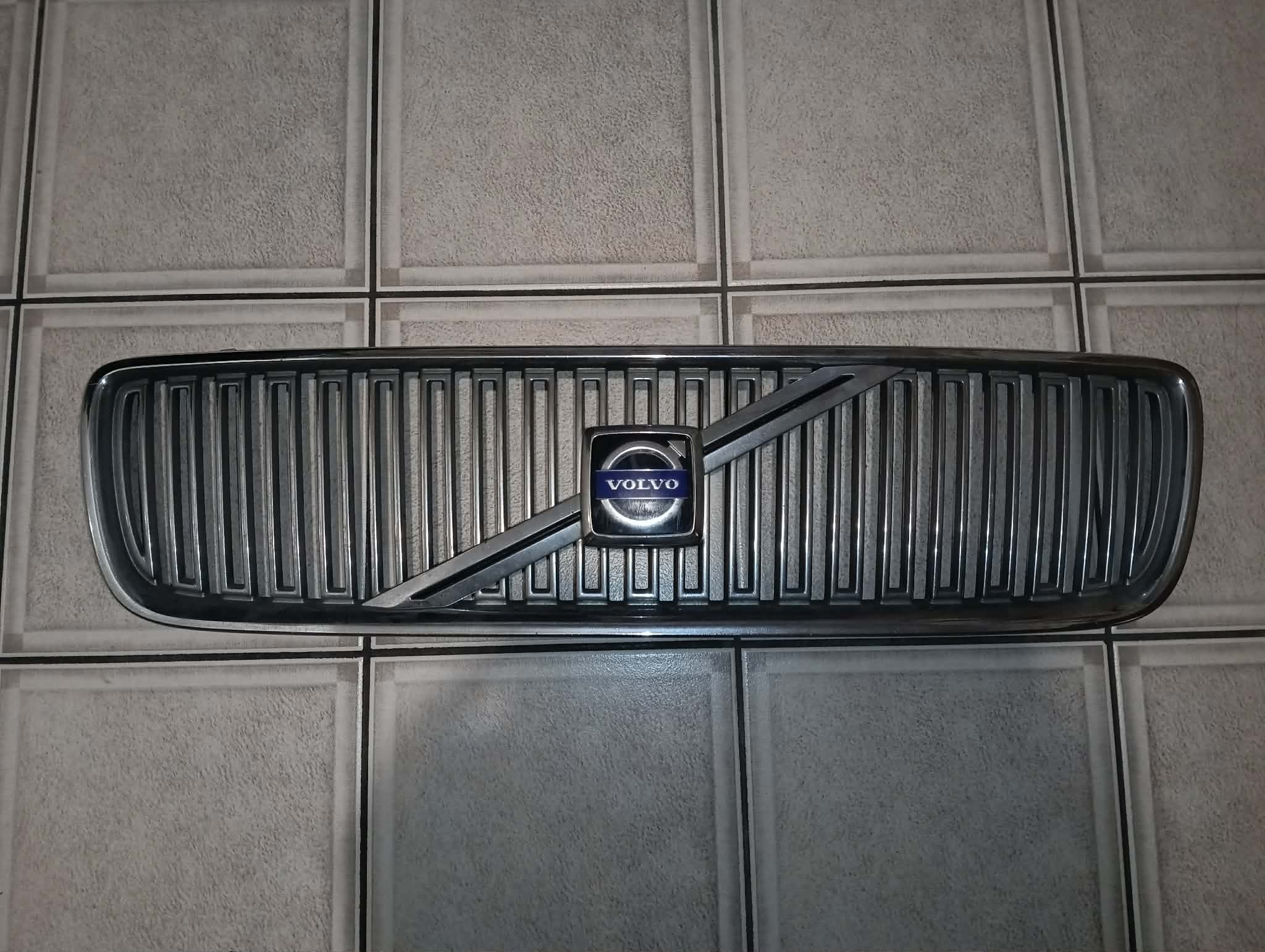 РЕШЕТКА ХРОМИРОВАНЫЙ 8659875 VOLVO S70 V70 2 II 00-05 