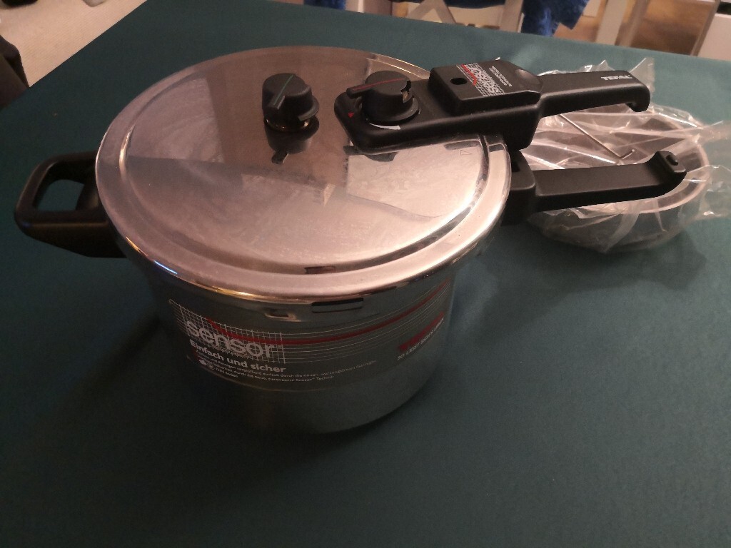Tefal sensor pressure cooker type 3215 new arrivals
