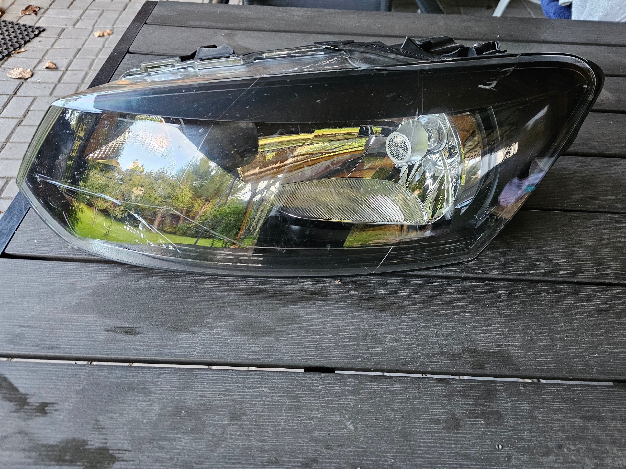ФАРА ПЕРІД ЛІВА VW POLO V 6R 6R1941015E 