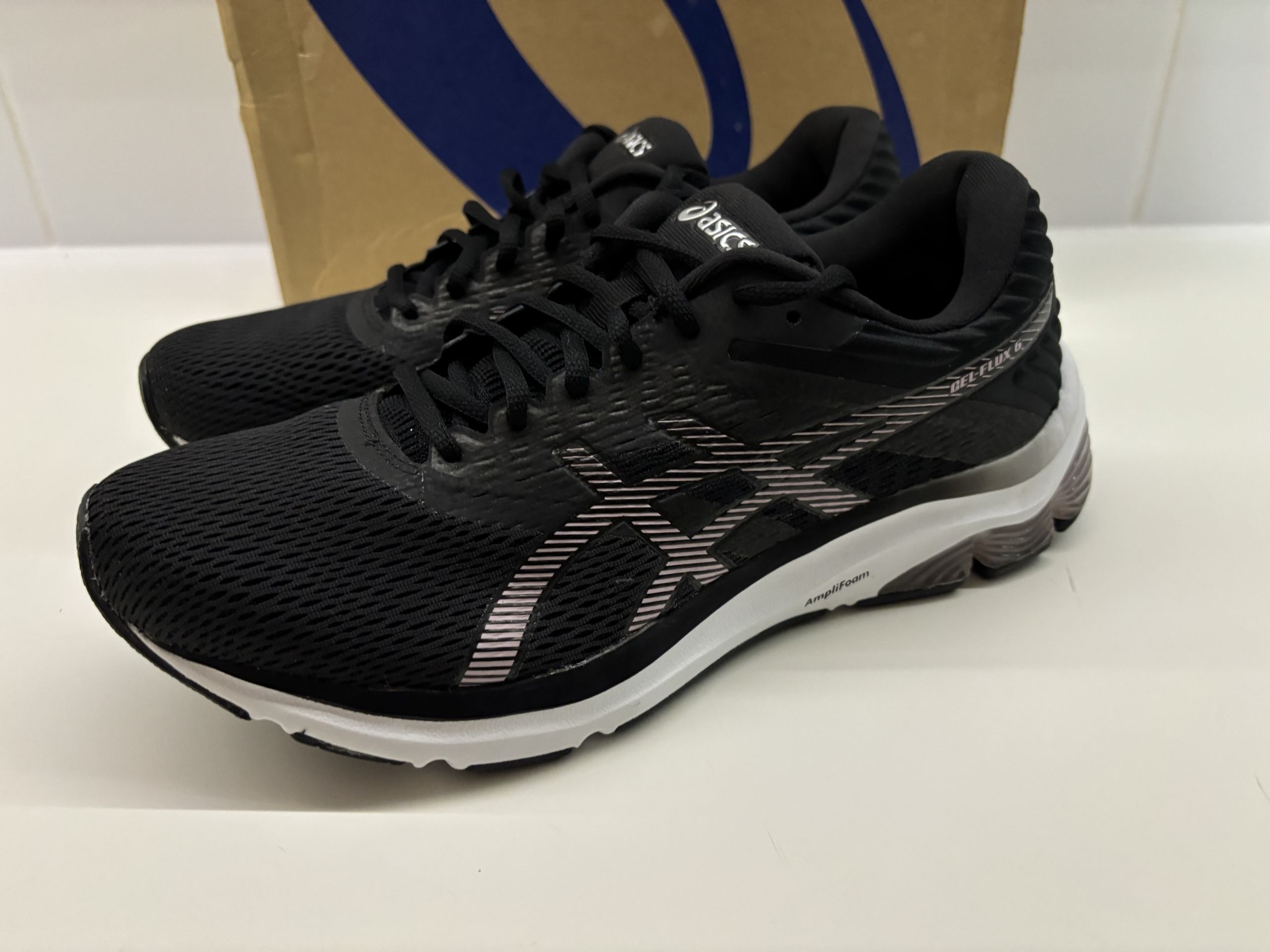 Asics gel flux 6 deals