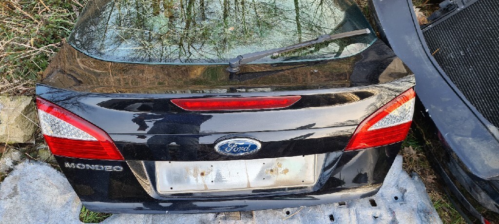 Klapa tył Ford Mondeo Mk4 Hatchback G6 czarna Radom