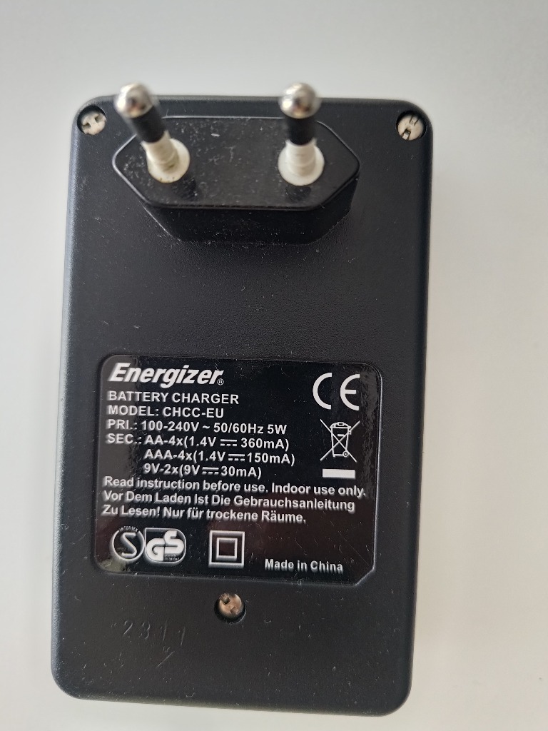 ŁADOWARKA CHARGER ENERGIZER CHCCEU AAA AA 9V Rogów Kup teraz na