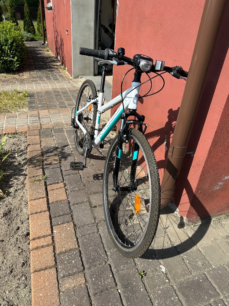 Rower Kross damski biały DM (17") 28" Kartuzy Ogłoszenie na Allegro