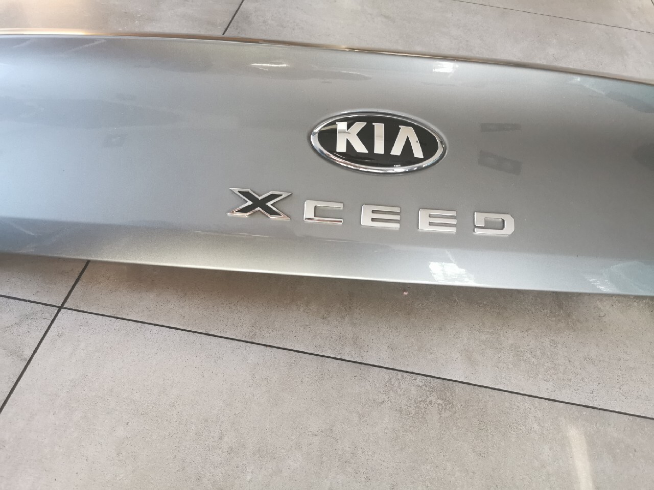 Zdjęcie oferty: Blenda nakładka klapy tył bagażnika Kia X-ceed