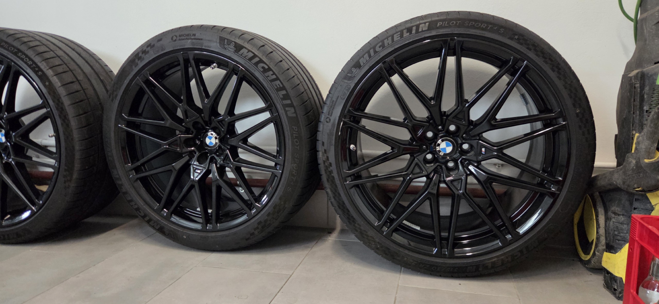 BMW 21 22-CALOWE ДИСКИ X5M F95 X6M F96 STYLING M818 КОЛЕСА 8093563 8093564 