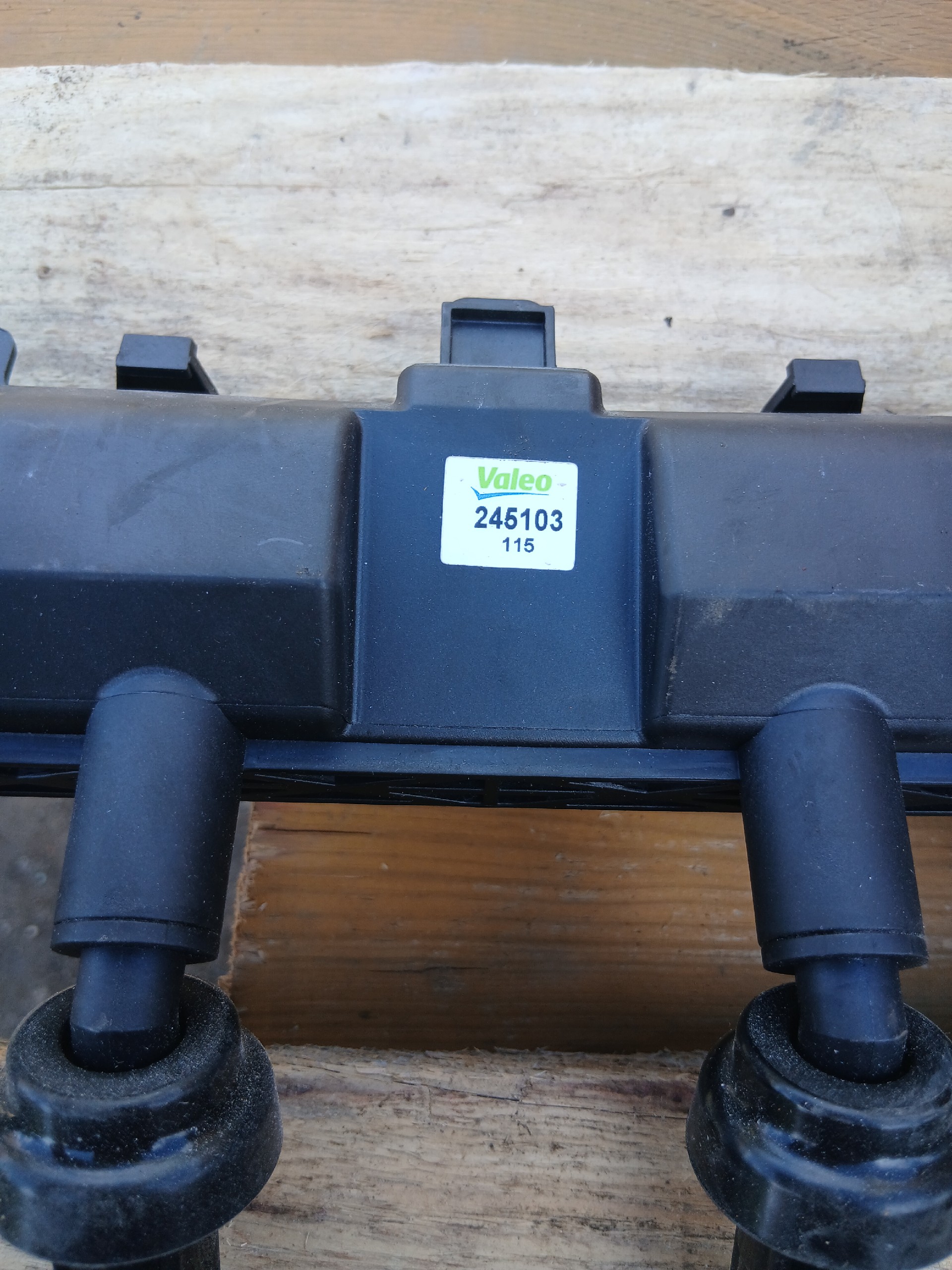 КОТУШКОЮ ЗАПАЛЮВАННЯ VALEO 245103 PEUGEOT CITROEN 1.1 1.4 БЕНЗИН 