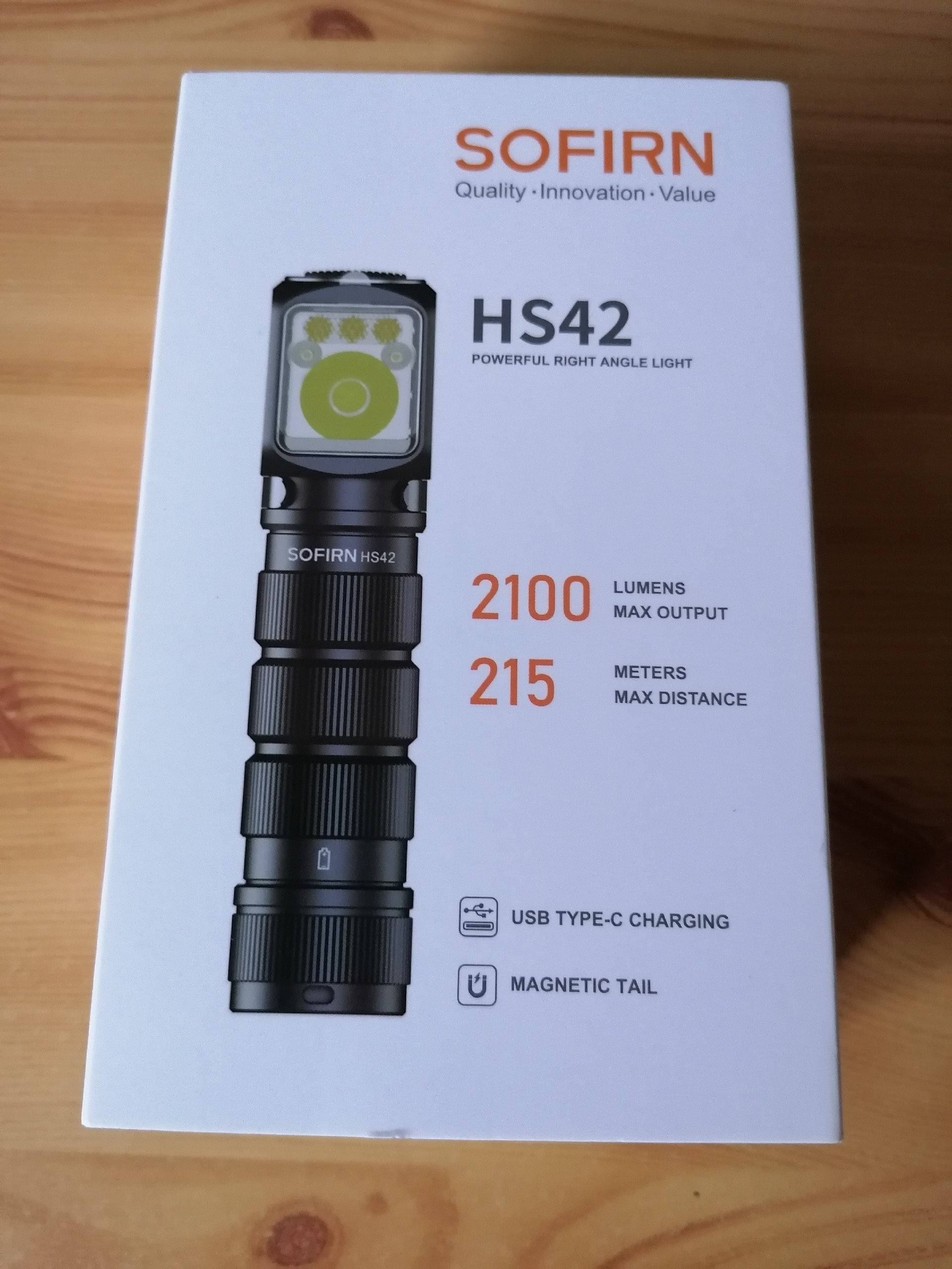 ФОНАРИК ПЕРЕДНЯЯ SOFIRN HS42 СВЕТОДИОДНЫЕ 2100 LUMENOW Z AKUMULATOREM (NOWA) 