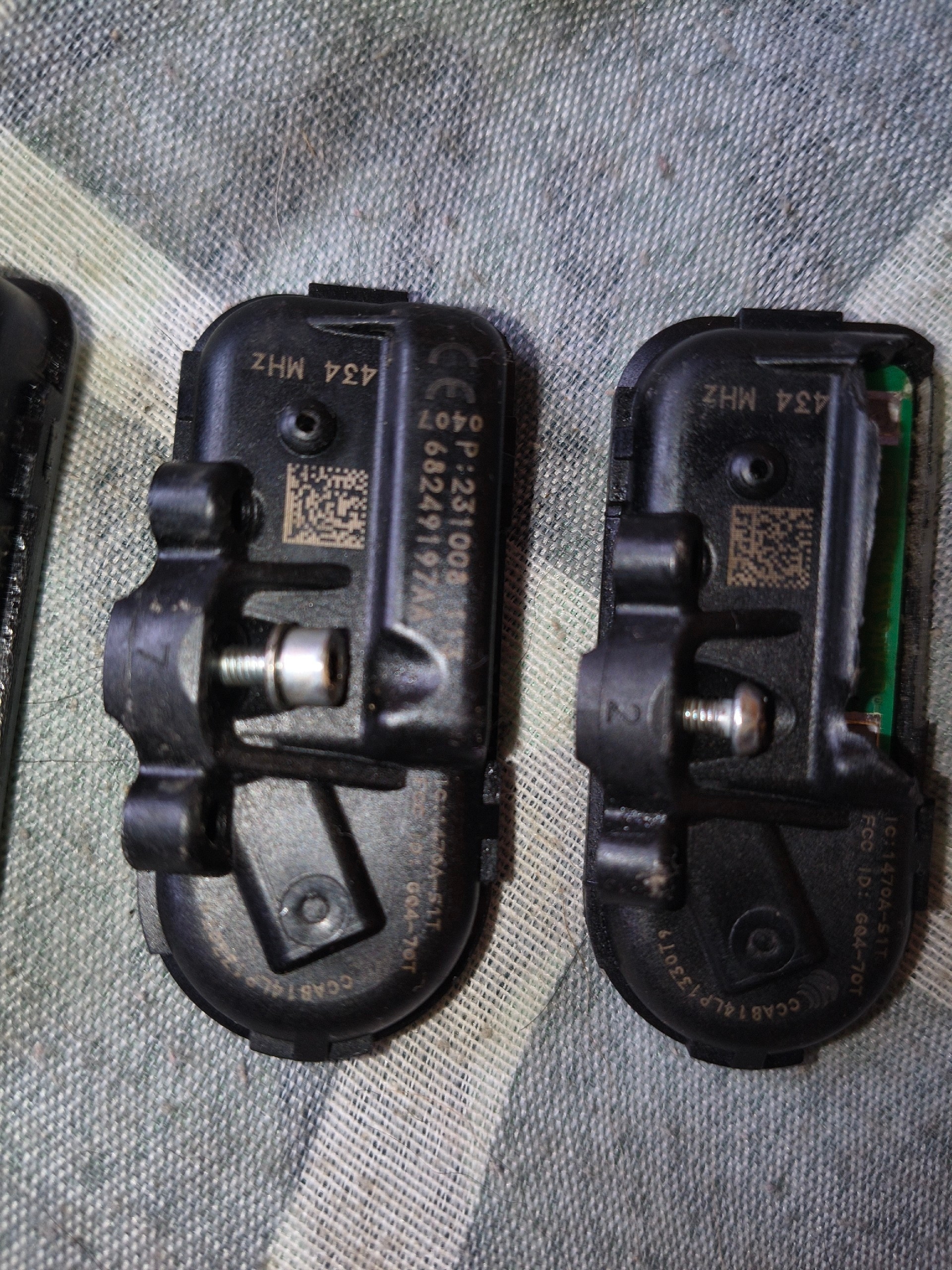 ОРИГІНАЛ ДАТЧИКИ TPMS 434 MHZ JEEP DODGE RAM 68249197AA – КОМПЛЕКТ 4 ШТ 