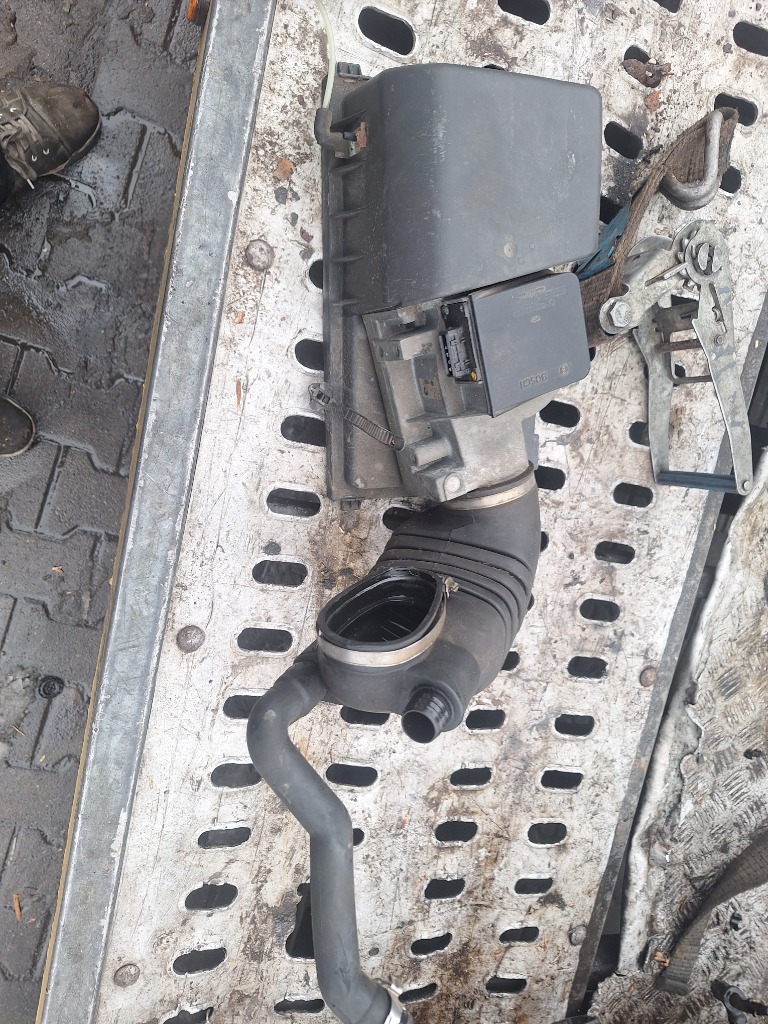 AUDI 80 B4 VW ПАСАТ 2.0 B ВИТРАТОМІР ПОВІТРЯ 0280202130 