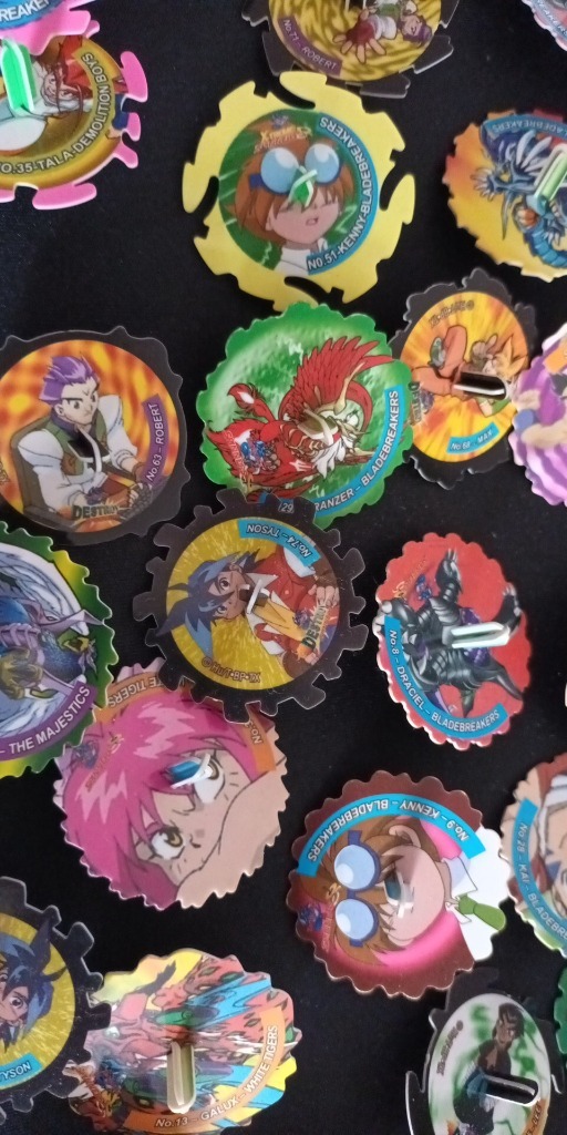 Beyblade spinners lays 2025