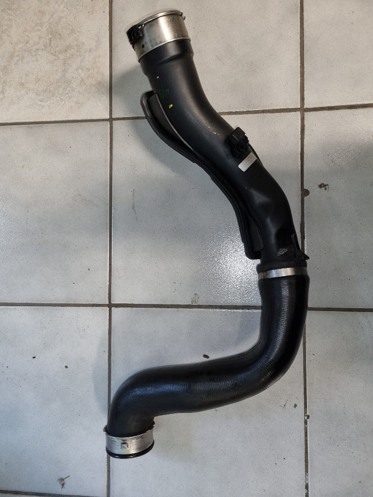ТРУБА ПРОВІД ПОВІТРЯ INTERCOOLER-KOLEKTOR ВПУСКНИЙ 11617800143 / 7800143 