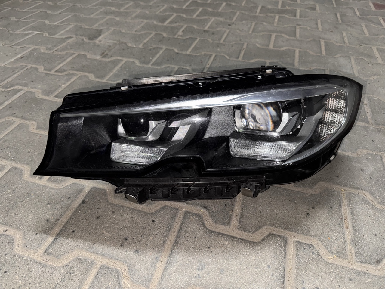 ФАРА ФАРА LED (СВІТЛОДІОД) ЛІВИЙ ПЕРІД BMW G20/21 ЄВРОПА 9481695-08 