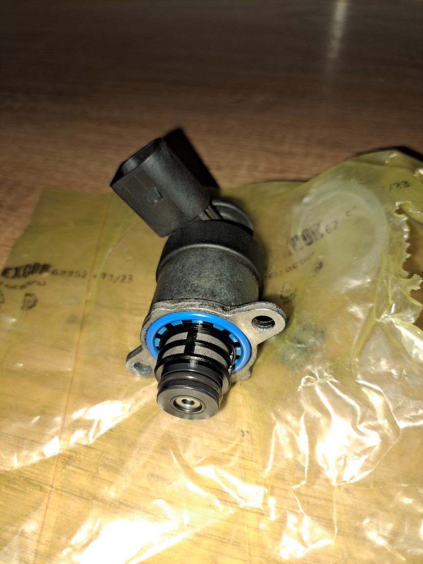 КЛАПАН ТИСКУ НАСОСУ ПАЛИВНОЇ VW/AUDI BOSCH TDI 1462C00987 0928400706 