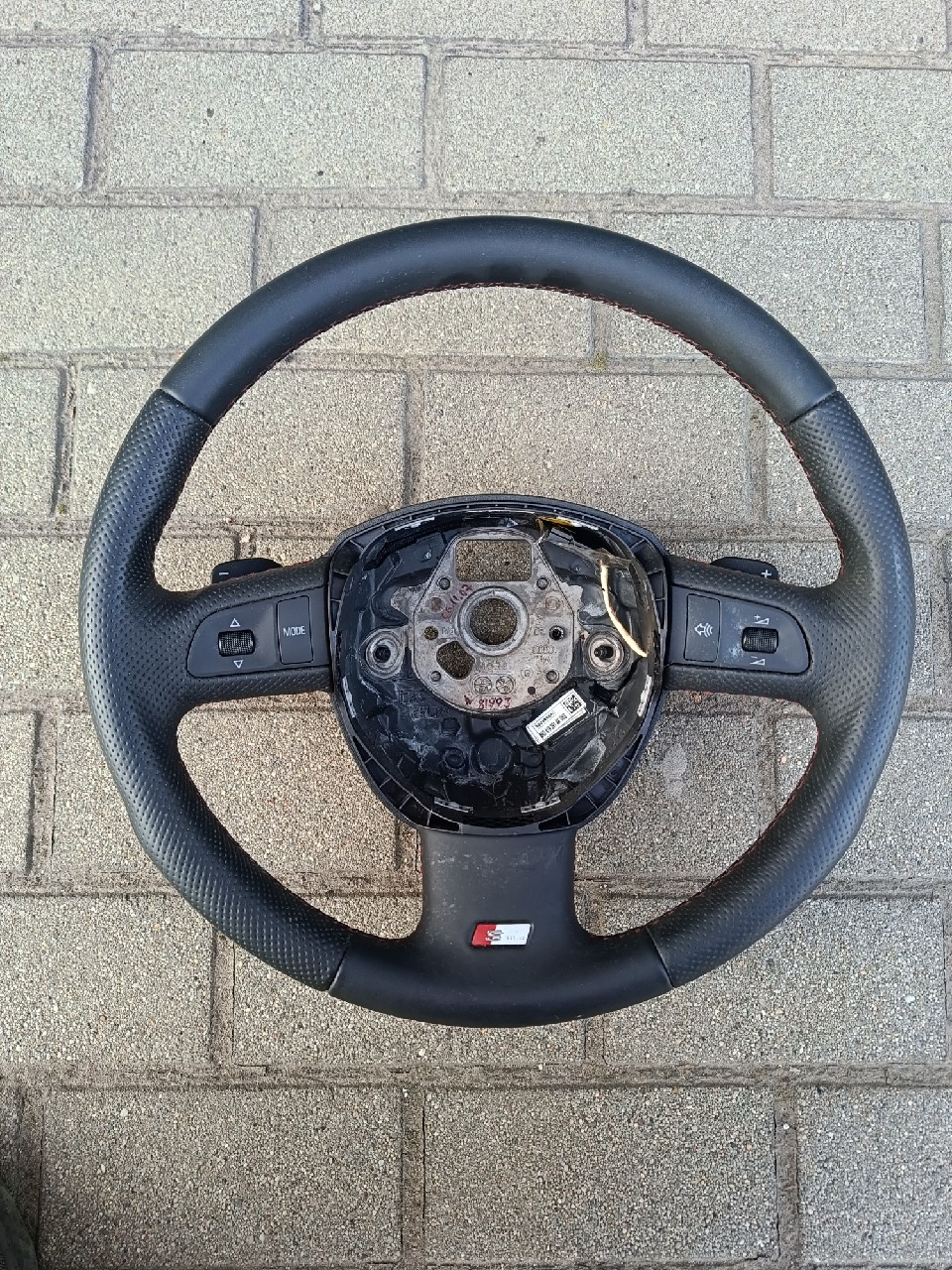 КЕРМО AUDI A6 C6 S-LINE 8K0419091AK 