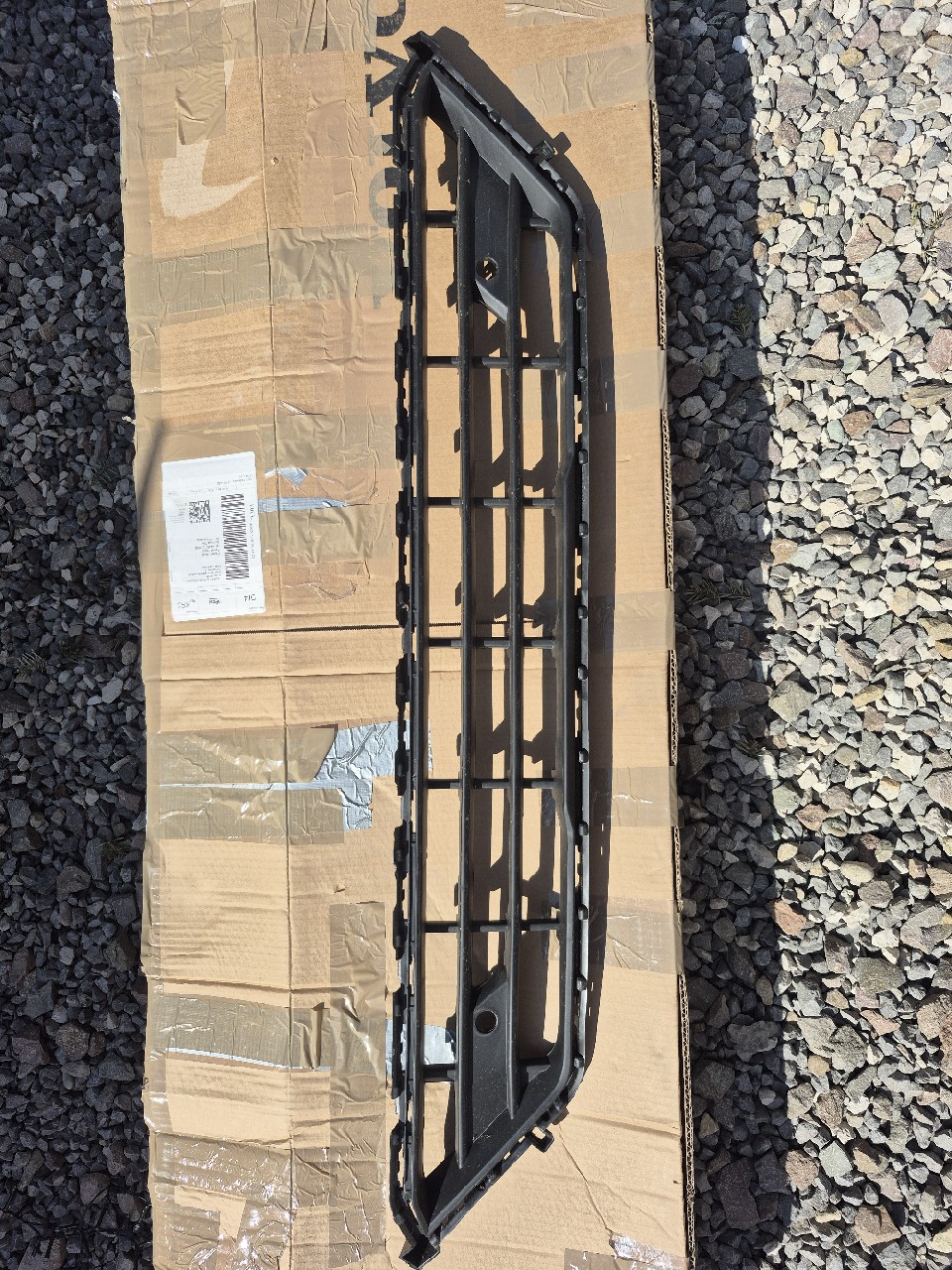 РЕШІТКА РАДІАТОРА DOLNA, VOLVO XC60 II LIFT, 32234933 