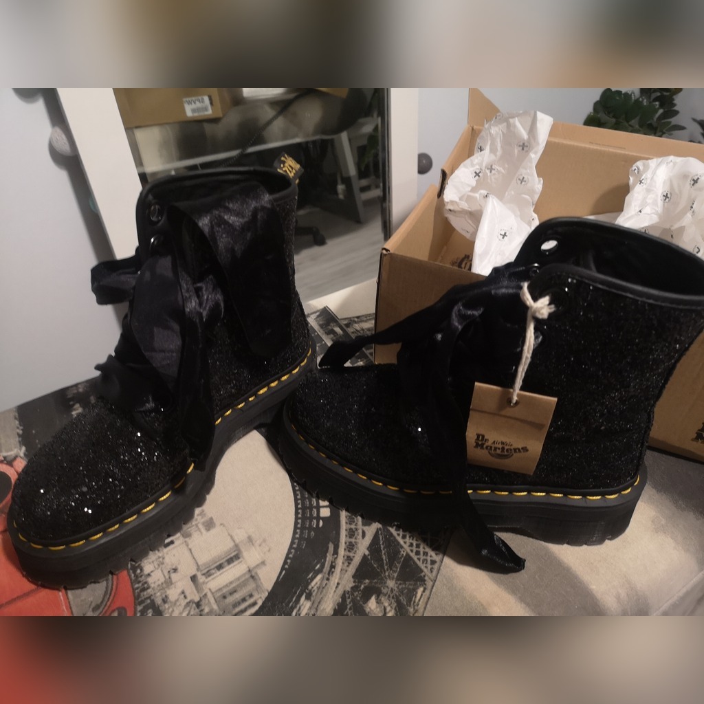 molly glitter martens