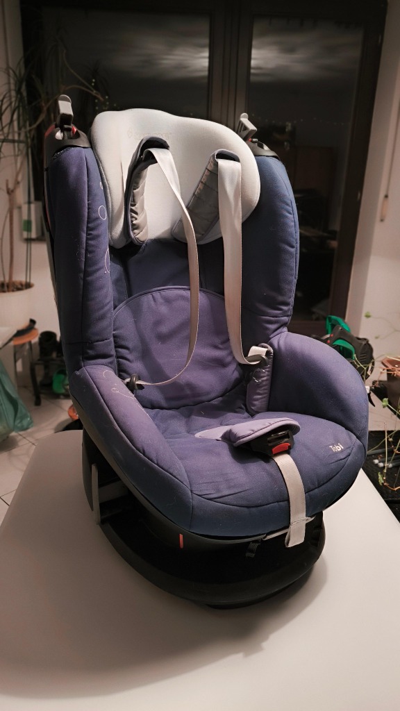 КРІСЛО АВТО MAXI-COSI TOBI 9M - 4L, 67-105 CM, 9-18 KG 