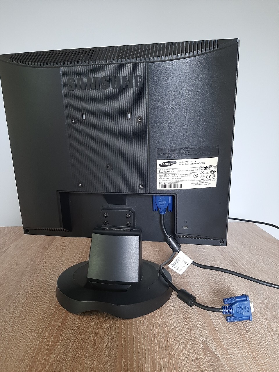 Monitor Samsung syncmaster 720N | Mała Wieś | Kup teraz na Allegro Lokalnie