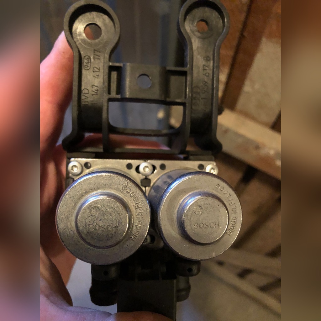 Elektrozawor Magnetyczny Audi A6 C6 Kup Teraz Za 170 00 Zl Poznan Allegro Lokalnie