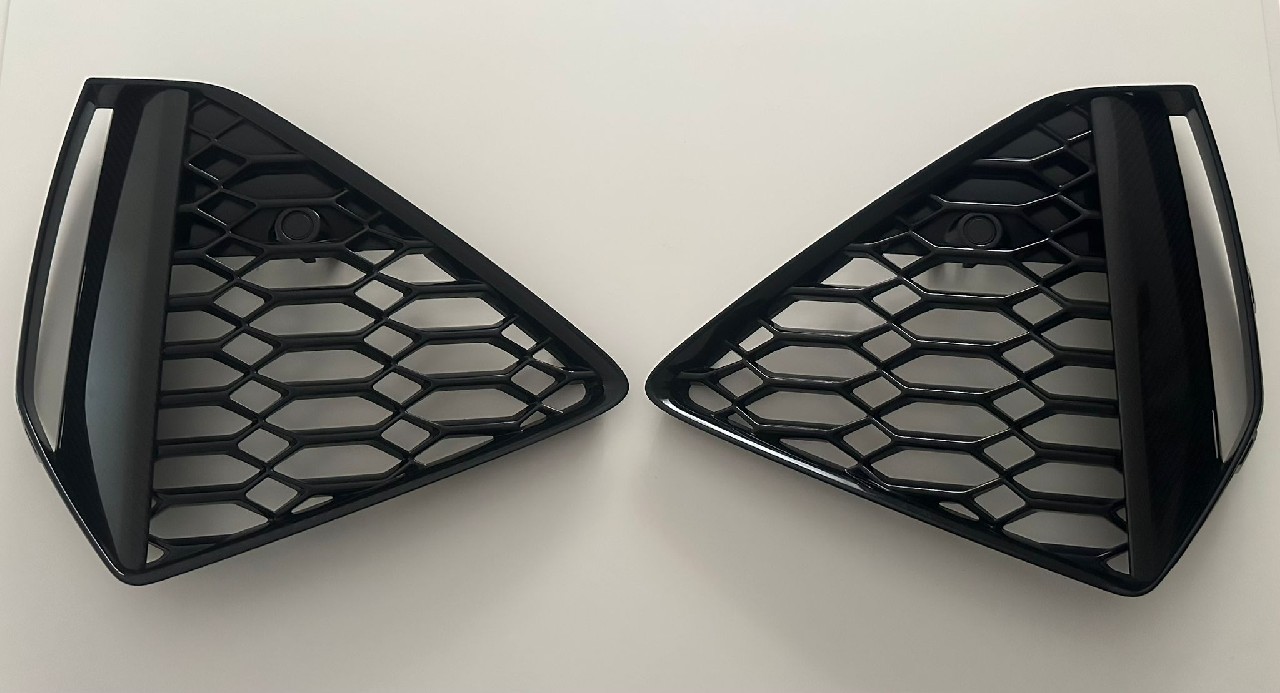 РЕШІТКИ БАМПЕРА ДЕФЛЕКТОРИ ПОВІТРЯ AUDI RS6 RS7 КАРБОН 4K8807681D 4K8807682D 