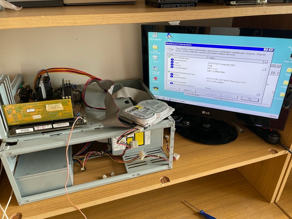 Płyta Główna Asus P2B Rev. 1.02 Slot 1 ATX Częstochowa Licytacja na