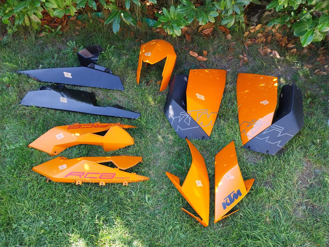 KTM 1190 RC8 ПЛУГ ОБТІЧНИК КАРТА ЗАХИСТ КРИЛО ЧАША 