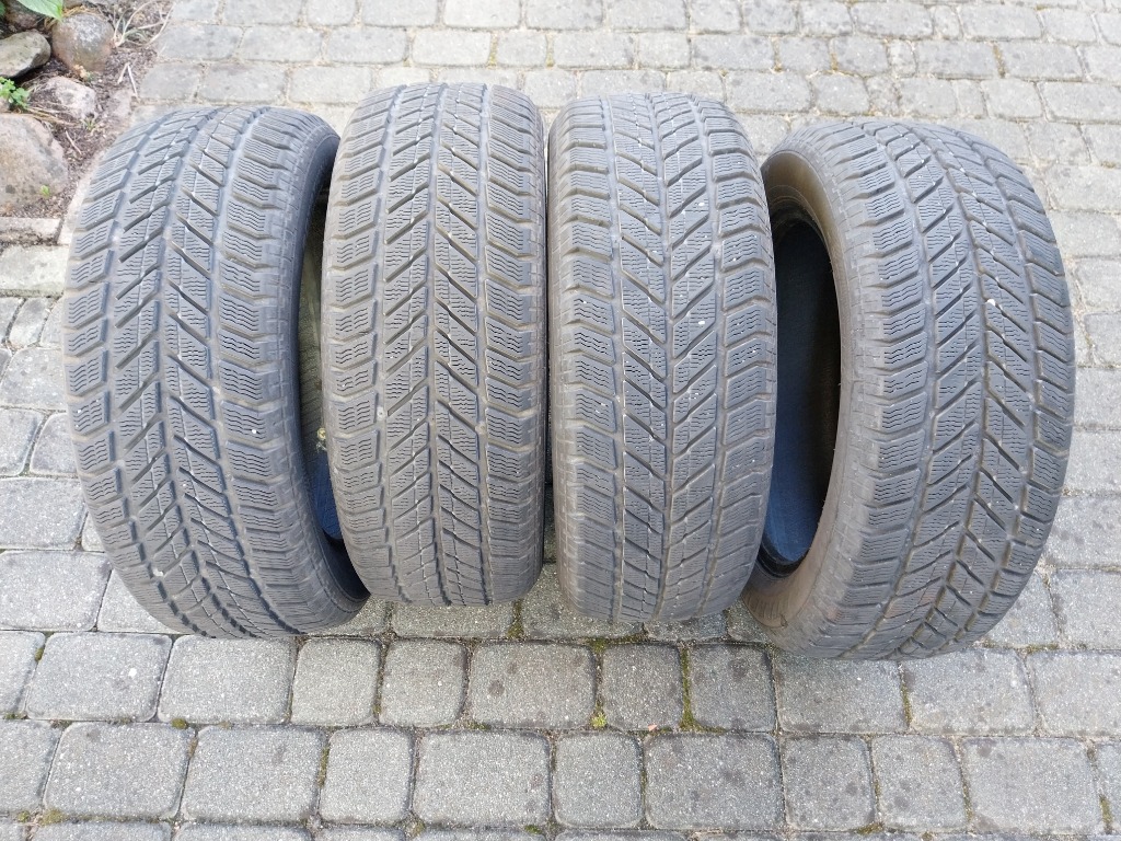 ШИНИ ЗИМОВІ STARFIRE W200 205/55 R16 4 SZT. 