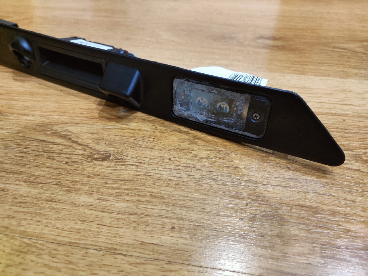 LISTWA, BLENDA, ОСВІТЛЕННЯ НОМЕРА AUDI A8 4H D4 РЕСТАЙЛ 4H0827574B LED (СВІТЛОДІОД) 